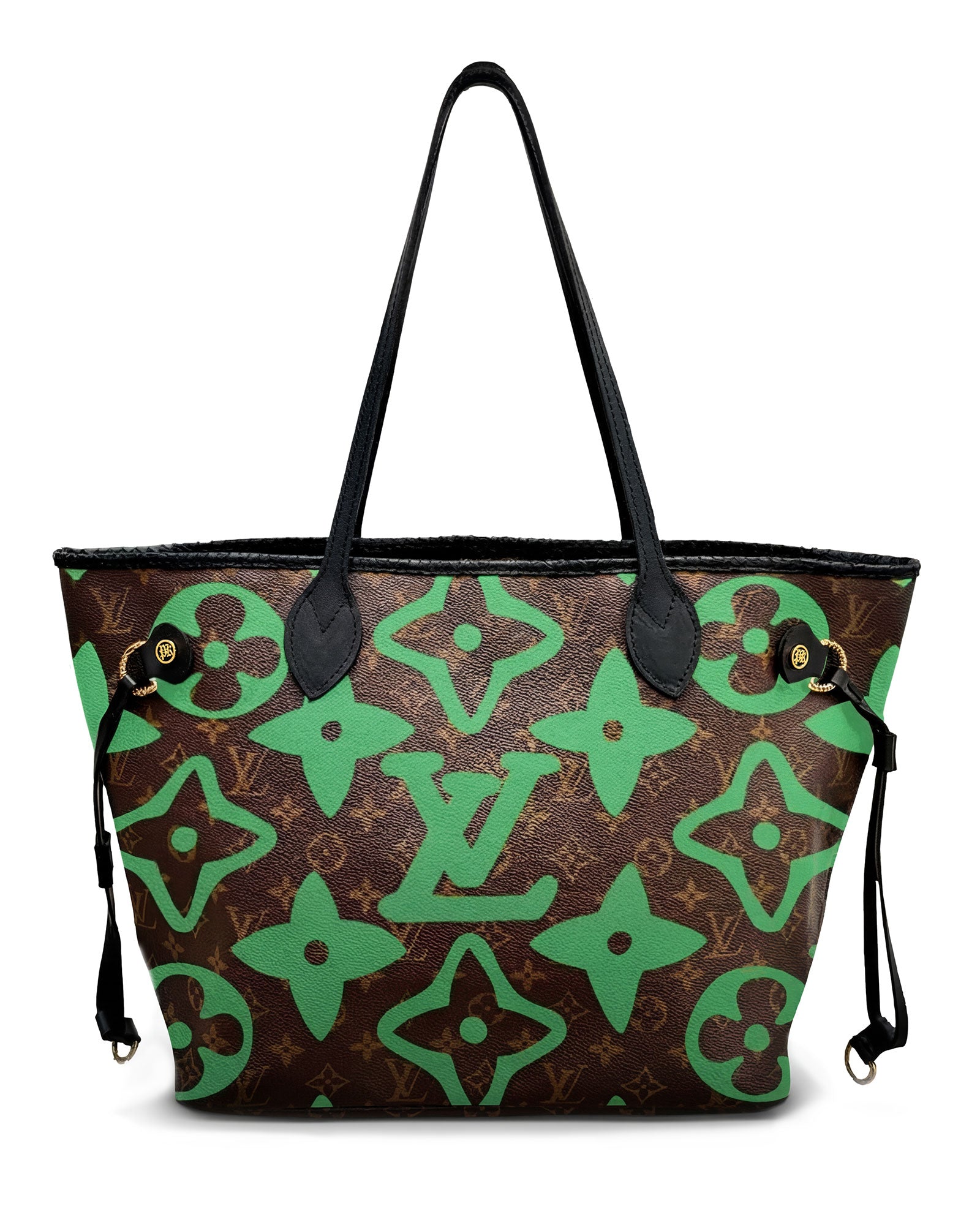 Neverfull Louis Vuitton luxury vintage tote bag, Model SQUARE from Pk.02 painted edition, front side with large painted LV symbols in green, reinterpreted by Philip Karto